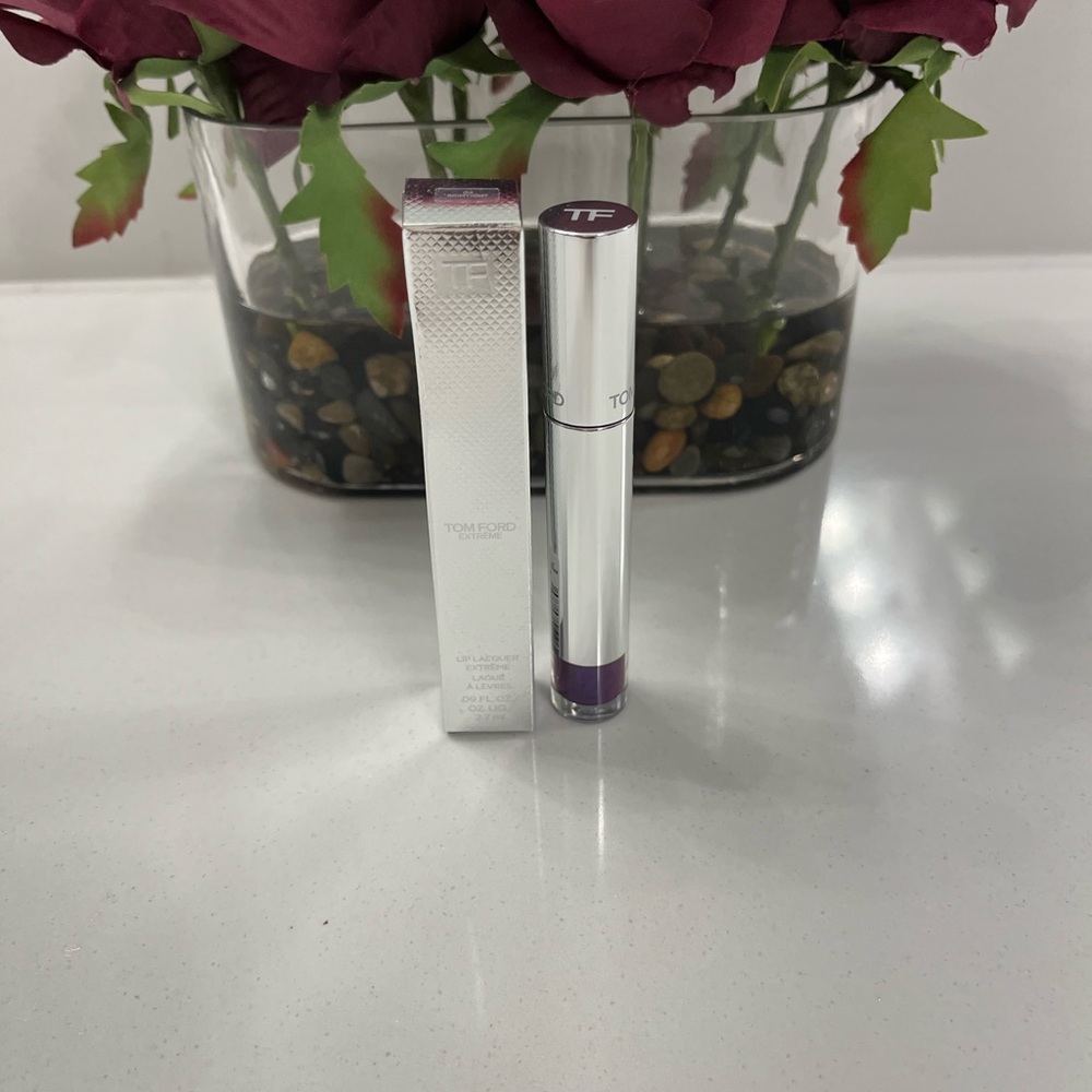 Tom Ford Extreem Lip Lacquer - Picture 2 of 6